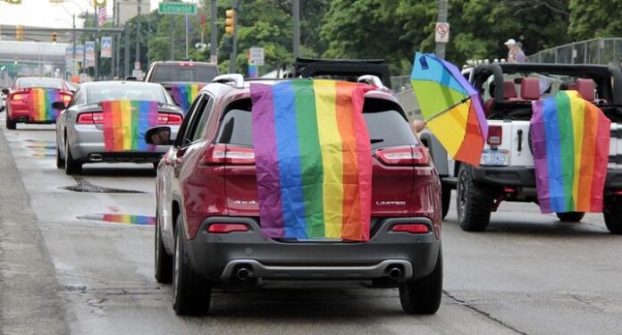 PRIDE_28__mid