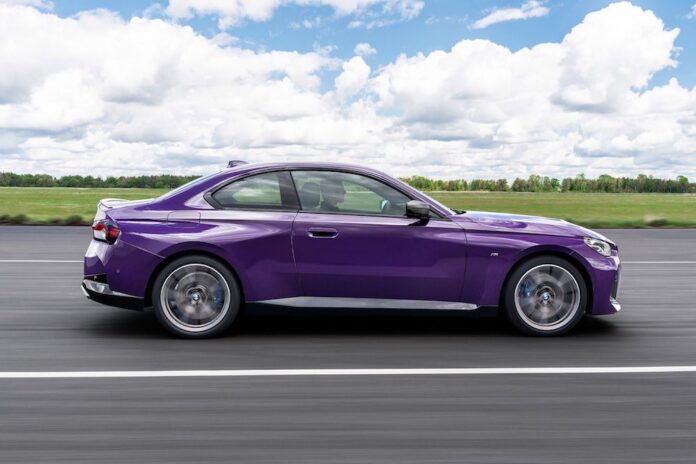2022-bmw-m240i-01