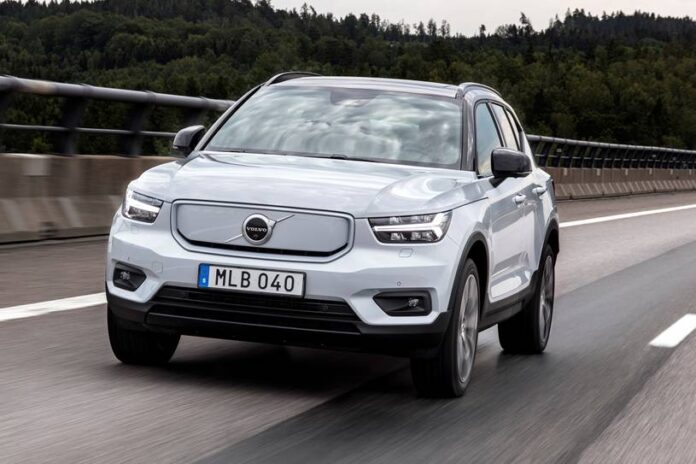 2022_volvo_xc40-recharge_4dr-suv_pure-electric-p8_-1