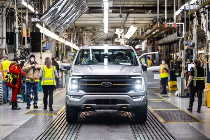 Ford_40MILF150_1