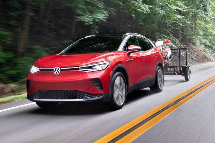 2021_volkswagen_id4_4dr-suv_awd-pro-s-statement_life1_oem_1_815x543